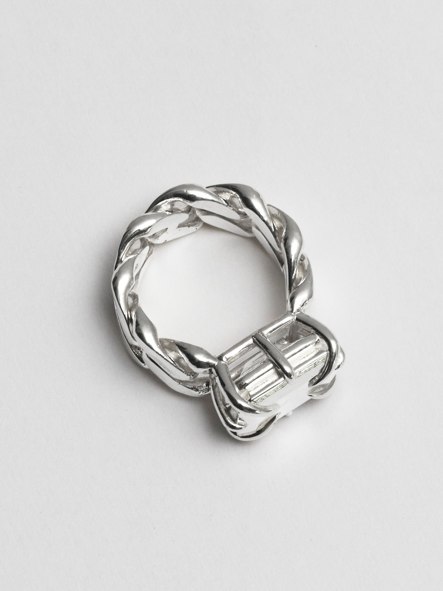 The Rohma Ring – Polished Solid Silver Cuban Chain with Emerald