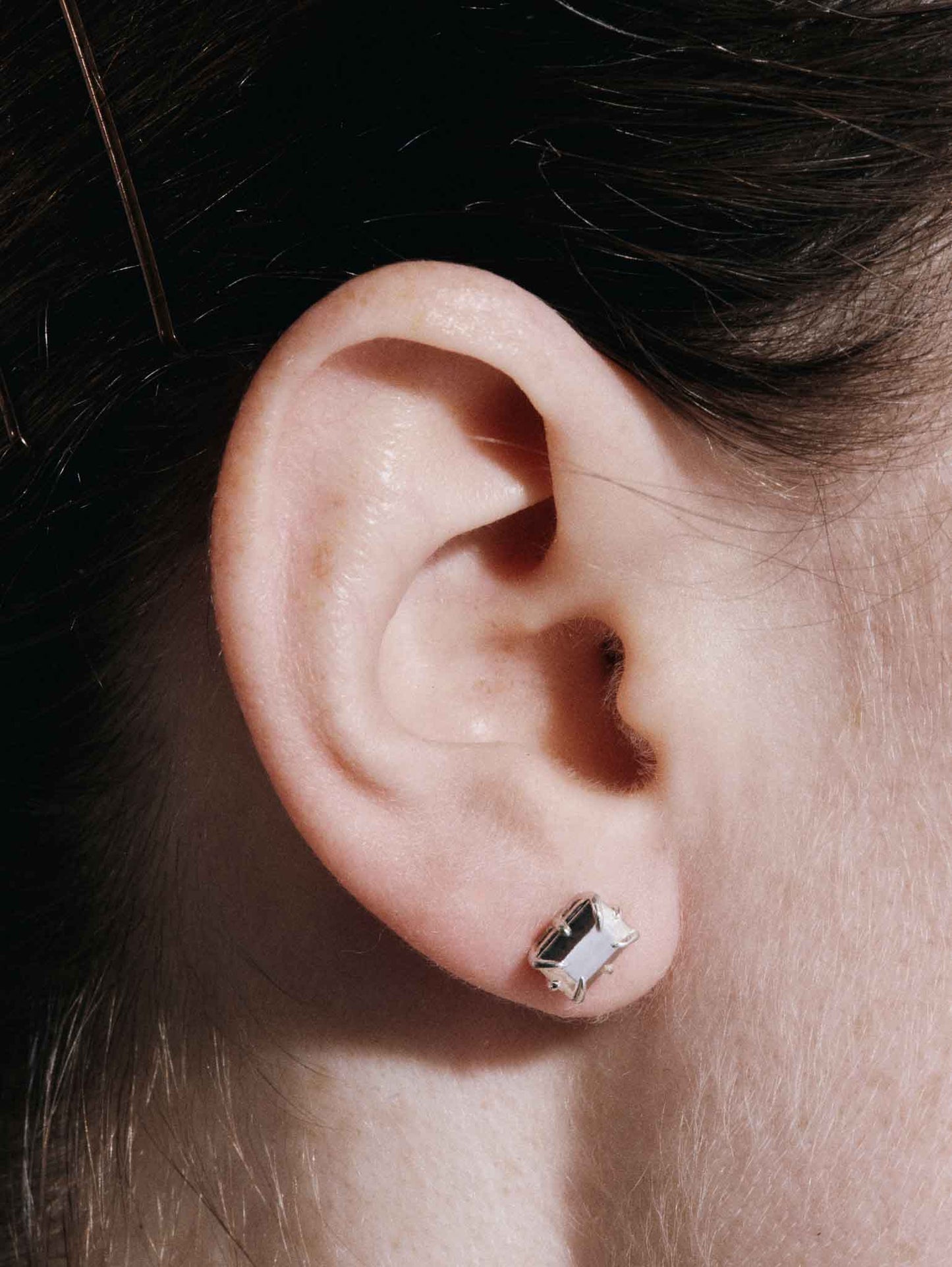 Small Emerald Stud – Single – Silver