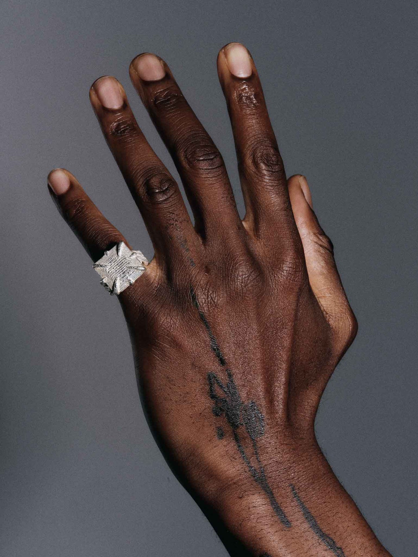 The Phat Loose Link Pinky Ring – Textured Solid Silver Cuban Chain with Princess-Cut Stone