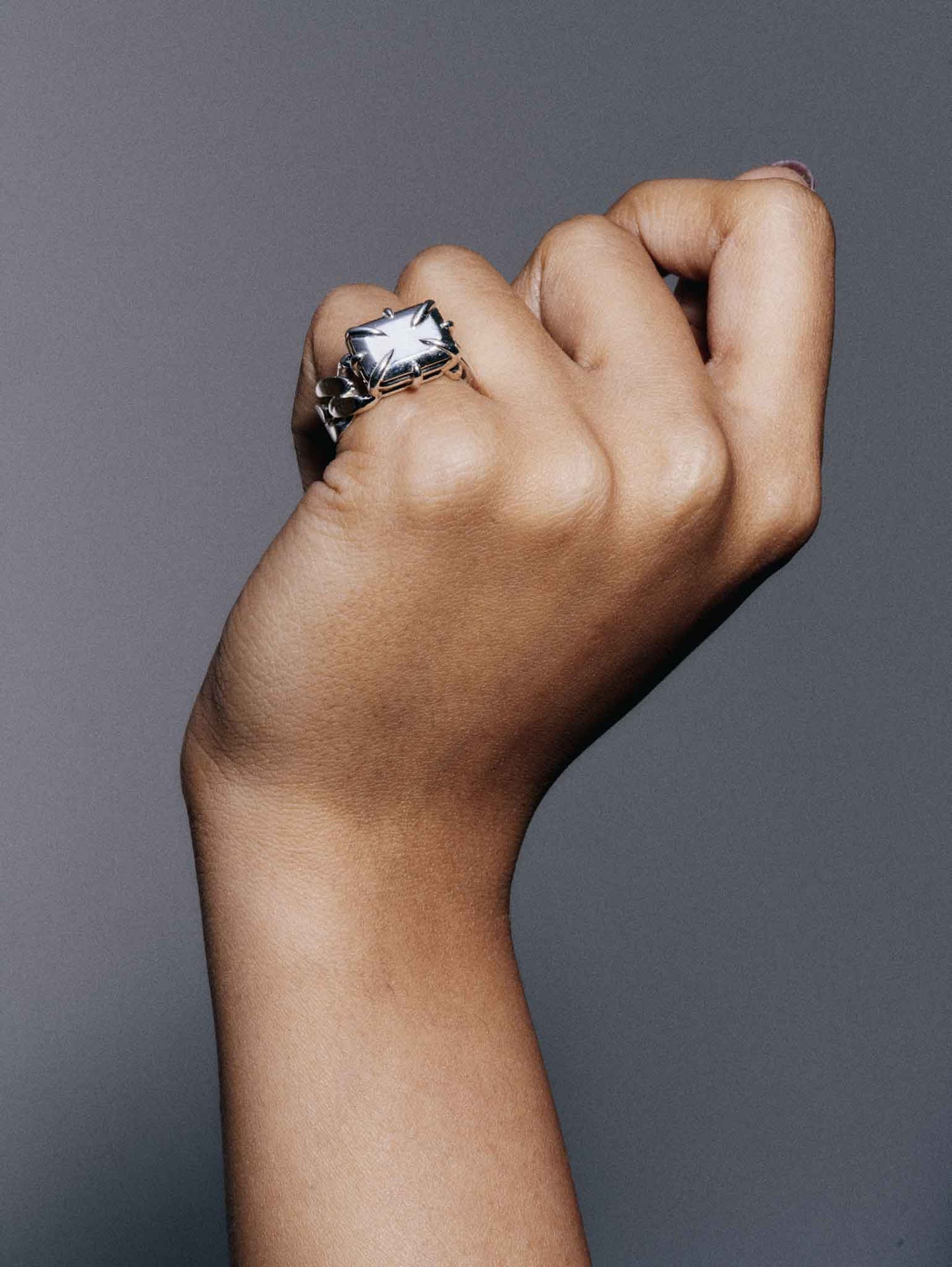 The Rohma Ring – Polished Solid Silver Cuban Chain with Emerald