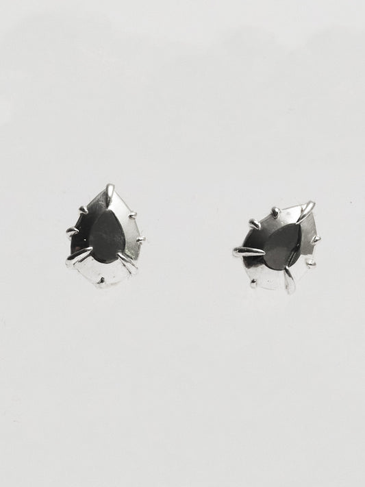 Small Pear Stud – Single – Silver
